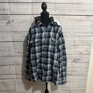 American Eagle Outfitters Navy and White Plaid Shirt
